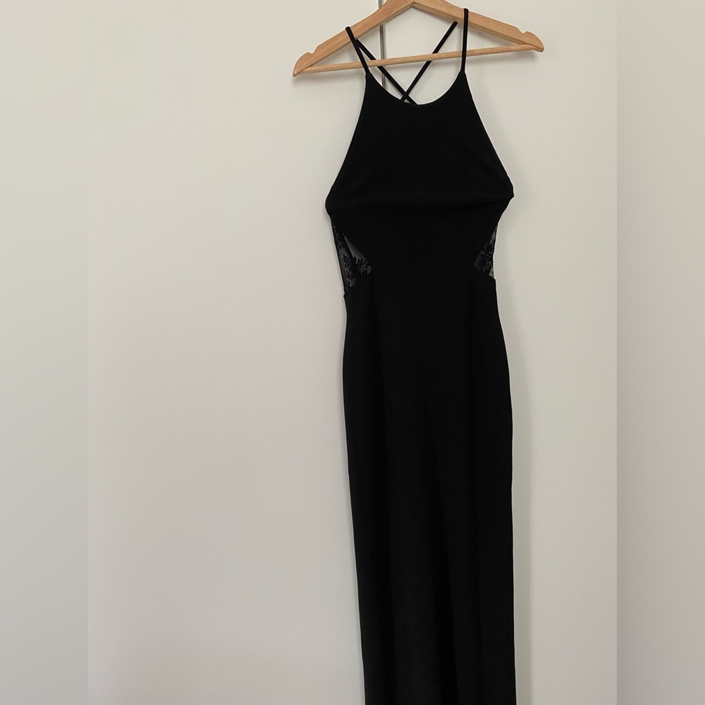 Solace London Black Maxi Gown - Picture 3 of 6